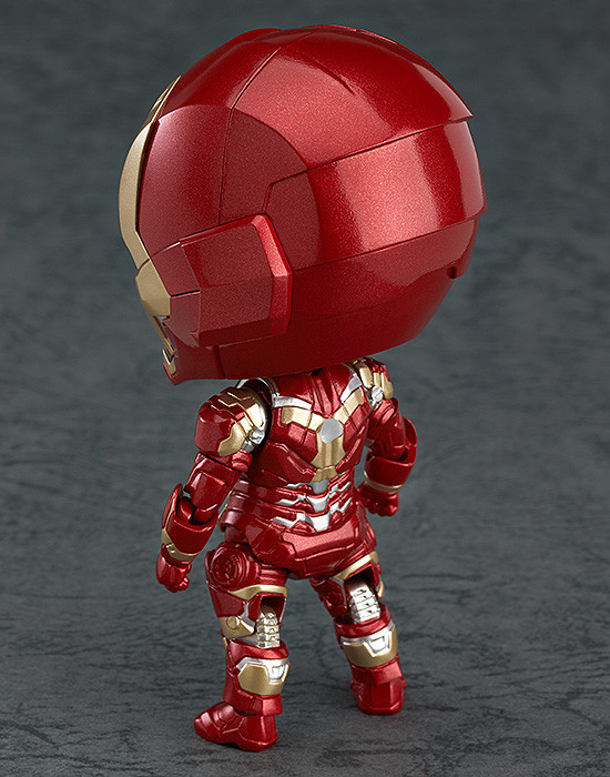 Iron Man Mark 43: Hero’s Edition + Ultron Sentries Set